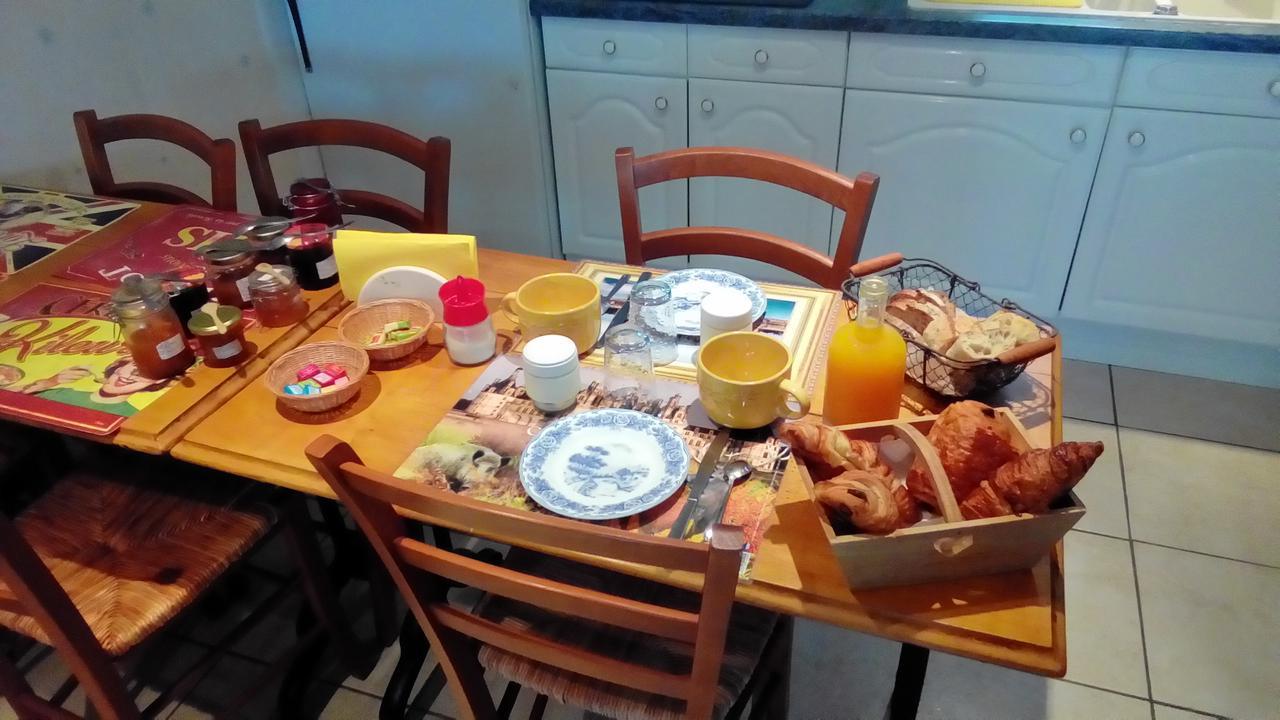 O Tour Du Monde Bed & Breakfast Cellettes  Dış mekan fotoğraf